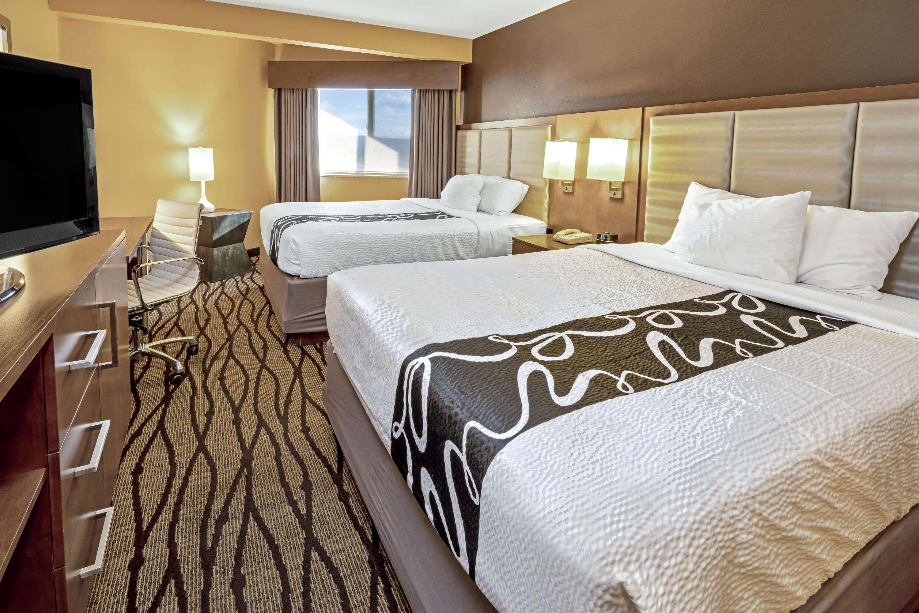La Quinta By Wyndham Butte Hotel Ngoại thất bức ảnh
