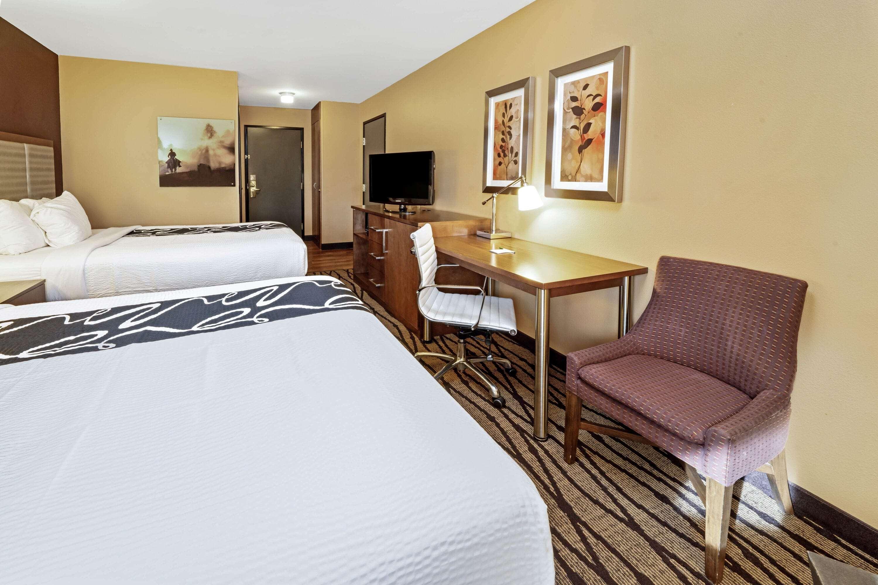 La Quinta By Wyndham Butte Hotel Ngoại thất bức ảnh